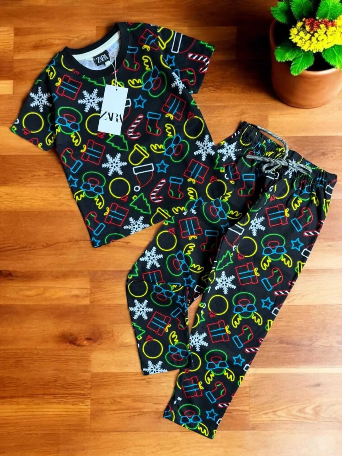 Fun & Comfy Kidswear Sets for Everyday Play! christmas(3) - Image 1